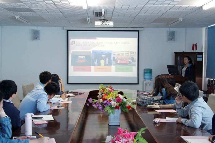 说明: C:\Users\User\Desktop\成人用品
举办“青春榜样，筑梦领航”优秀学子展示会\4.JPG