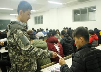 说明: C:\Users\User\Desktop\成人用品
举办“厉害了word五早一晚两拒绝”宣讲活动\2.JPG