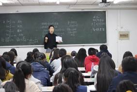 说明: C:\Users\User\Desktop\成人用品
举办期中考试辅导活动\2.JPG