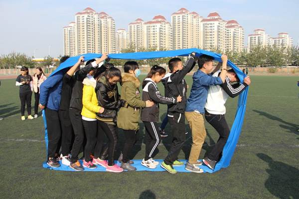 说明: //www.cryongpin.com/_mediafile/tute01/2016/11/08/19qnyberj3.jpg