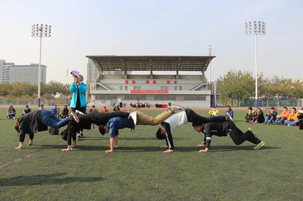 说明: //www.cryongpin.com/_mediafile/tute01/2016/11/08/7d9c7ksrjg.jpg